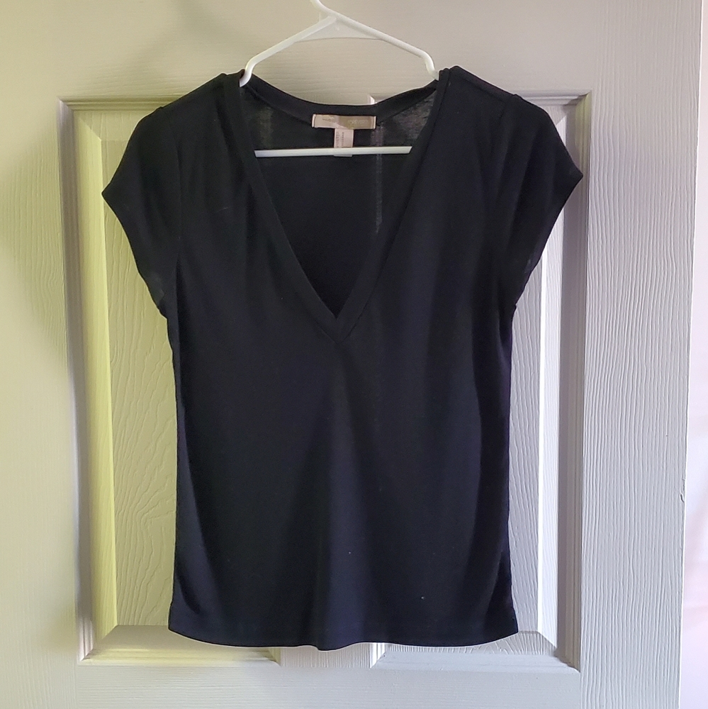 Black Tee